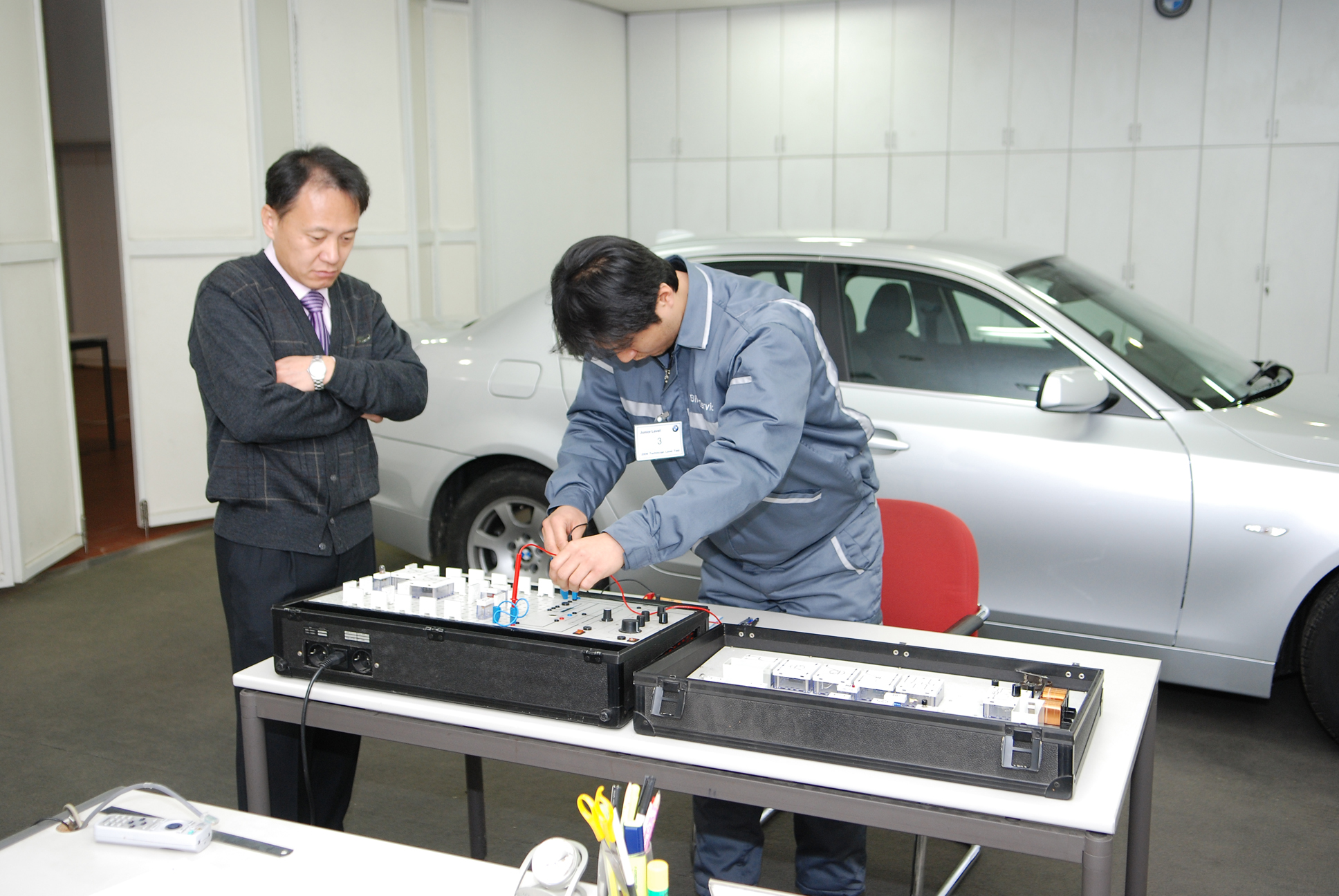 BMW 기능경진대회 실습장면