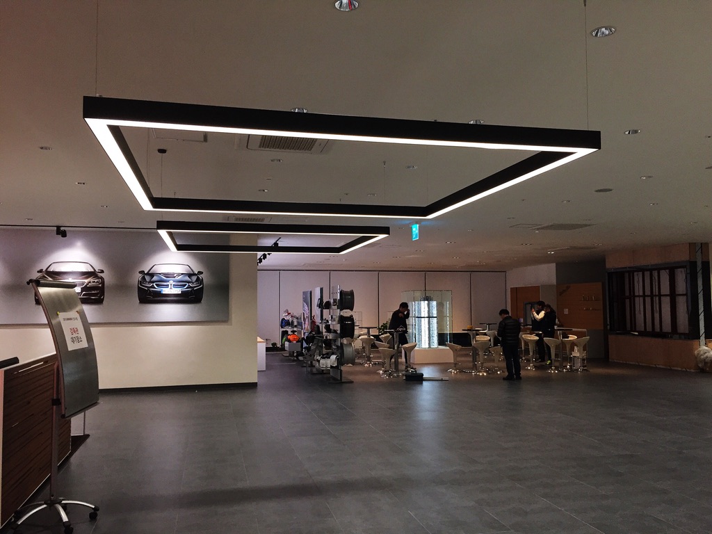 BMW Korea Training Academy(영종도) 로비.